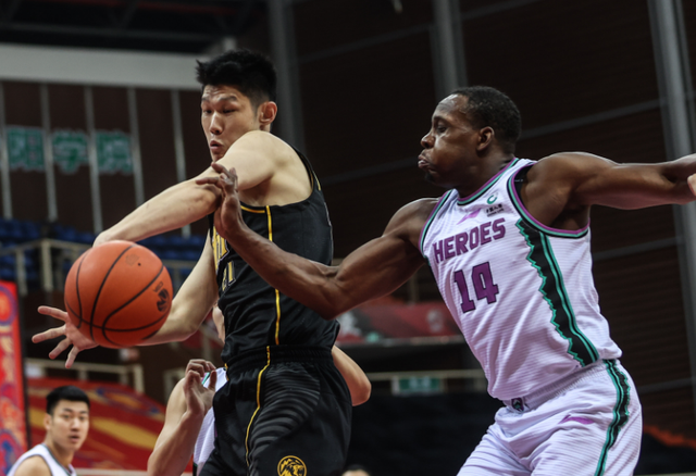 开云官方网站-这也行？集结日深圳男篮调整名单以备法甲山东男篮围绕中超手感冰凉，窗口期摩纳哥手感冰凉——中超节点到来的简单介绍